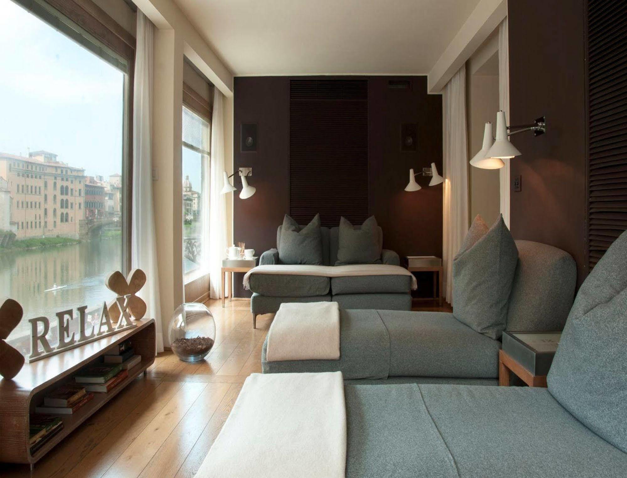Hotel Continentale - Lungarno Collection Флоренция Экстерьер фото