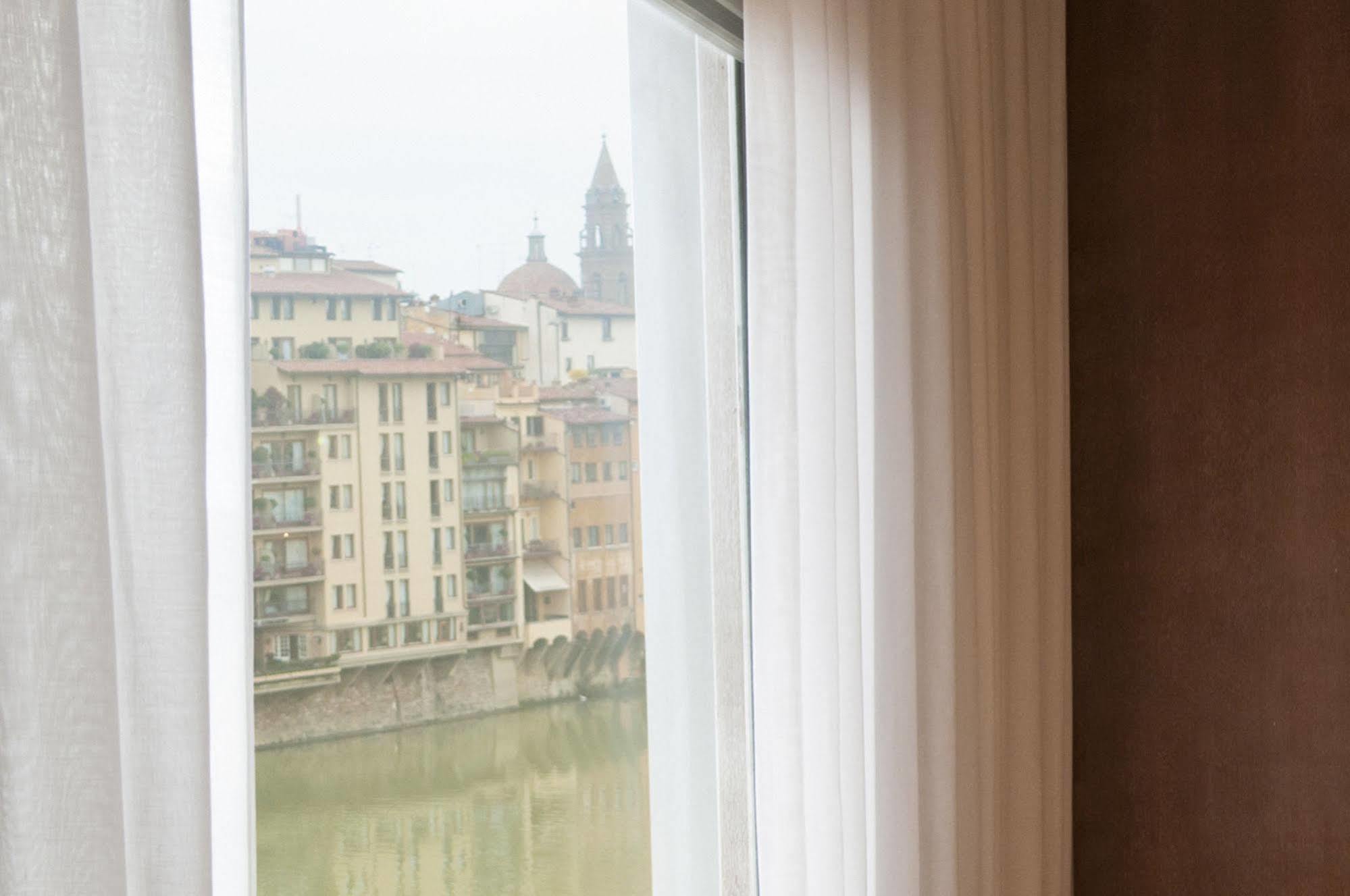 Hotel Continentale - Lungarno Collection Флоренция Экстерьер фото